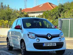 Usado 2015 Renault Twingo LIMITED Citadino | € 7.900 (Bom preço)