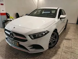 Branco Usado 2019 Mercedes A180 AMG line Sedan | € 25.900 (Preço elevado)