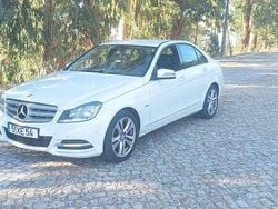 Usado 2011 Mercedes C220 Sedan | € 14.000 (Preço elevado)