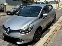 Usado 2014 Renault Clio IV Sedan | € 6.500 (Bom preço)