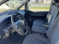 Usado 2002 Hyundai H-1 Monovolume | € 3.000