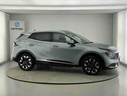 Cinzento Usado 2024 Kia Sportage SUV | € 41.490