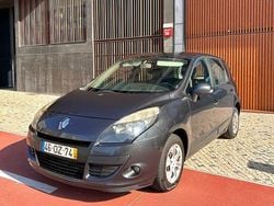 Usado 2011 Renault Scénic III Monovolume | € 2.750 (Super Preço)
