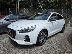 Branco Usado 2018 Hyundai i30 Style Carrinha | € 15.500 (Preço justo)