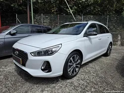 Branco Usado 2018 Hyundai i30 Style Carrinha | € 15.500 (Preço justo)