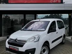 Branco Usado 2017 Citroën Berlingo Monovolume | € 15.750