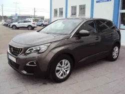 Cinzento Usado 2019 Peugeot 3008 Active SUV | € 24.500 (Caro)