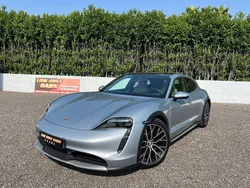 Cinza Usado 2021 Porsche Taycan Sedan | € 69.990