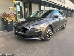 Branco Usado 2022 Ford Focus Sedan | € 13.990 (Bom preço)