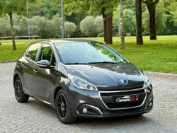 Cinza Usado 2018 Peugeot 208 Allure Citadino | € 11.999 (Preço justo)