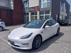 Branco Usado 2022 Tesla Model 3 Long Range Sedan | € 31.500 (Preço justo)
