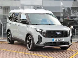 Cinza Usado 2024 Ford Courier Active Monovolume | € 24.990