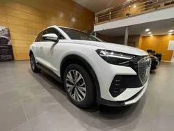 Branco Novo 2024 Audi Q4 e-tron Advanced Plus SUV | € 57.490 (Preço elevado)