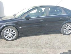 Usado 2006 Opel Vectra GTS Sedan | € 3.299