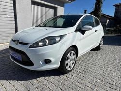 Branco Usado 2011 Ford Fiesta Trend Citadino | € 6.750 (Preço justo)