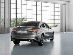 Cinzento Novo 2025 Mercedes A180 Sedan | € 49.777 (Preço justo)