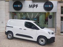 Branco Novo 2025 Fiat e-Doblò Monovolume | € 28.990