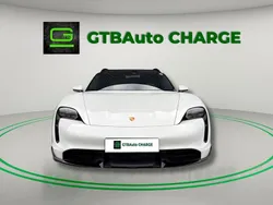 Branco Usado 2021 Porsche Taycan Sedan | € 83.999 (Preço justo)