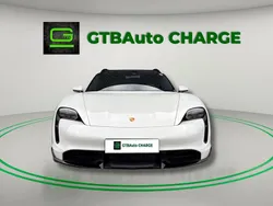 Branco Usado 2021 Porsche Taycan Turbo Sedan | € 83.999