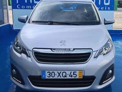 Cinza Usado 2019 Peugeot 108 Active Citadino | € 9.500 (Preço justo)