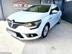 Branco Usado 2018 Renault Mégane IV LIMITED Coupé | € 16.990 (Preço elevado)