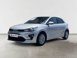 Cinza Usado 2022 Kia Rio | € 14.290 (Bom preço)