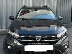 Cinzento Usado 2021 Dacia Sandero Citadino | € 17.500 (Preço justo)