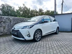 Usado 2019 Toyota Yaris Hybrid Sedan | € 18.750 (Preço elevado)