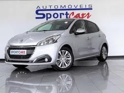 Cinza Usado 2018 Peugeot 208 Style Citadino | € 12.500 (Preço elevado)