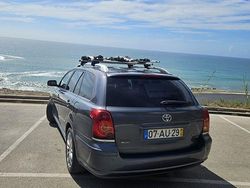 Usado 2005 Toyota Avensis Sedan | € 6.500