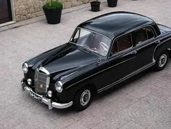Preto Usado 1956 Mercedes 220 Sedan | € 45.000