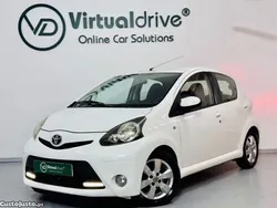 Branco Usado 2014 Toyota Aygo Citadino | € 6.950 (Preço justo)