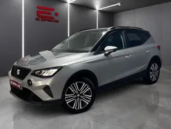 Cinzento Usado 2023 Seat Arona SUV | € 17.980 (Bom preço)