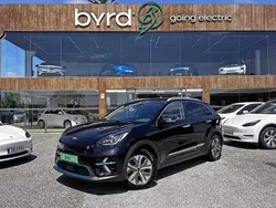 Cinza Usado 2022 Kia e-Niro SUV | € 23.900 (Bom preço)
