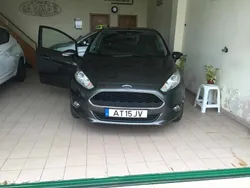 Cinzento Usado 2016 Ford Fiesta Citadino | € 12.250 (Preço elevado)