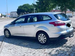 Usado 2014 Ford Focus Sedan | € 7.790 (Preço justo)