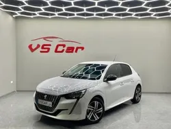 Branco Usado 2023 Peugeot 208 Allure Citadino | € 18.750 (Preço justo)