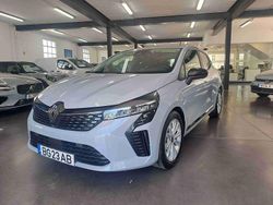 Cinzento Usado 2023 Renault Clio V Evolution Citadino | € 17.200 (Preço justo)