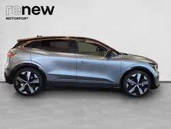 Cinza Usado 2023 Renault Mégane Sedan | € 30.990 (Bom preço)