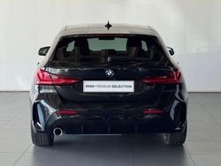 Preto sapphire metalizada Usado 2024 BMW 116 Citadino | € 32.900 (Caro)