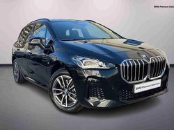 Preto Usado 2024 BMW 225 Performance Monovolume | € 37.490 (Preço justo)