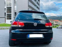 Usado 2010 VW Golf VI Sedan | € 9.500 (Caro)