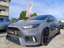 Cinzento Usado 2015 Ford Focus RS Coupé | € 35.899