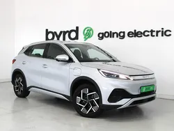 Branco Usado 2023 BYD Atto 3 Design SUV | € 29.900 (Preço justo)