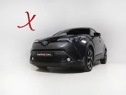 Cinzento Usado 2020 Toyota C-HR SUV | € 24.900 (Preço justo)