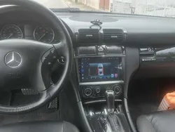 Usado 2004 Mercedes 220 Sedan | € 6.800