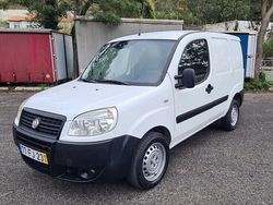 Branco Usado 2008 Fiat Doblò Monovolume | € 5.250 (Caro)
