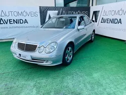 Cinzento Usado 2003 Mercedes E320 Avantgarde Sedan | € 15.000