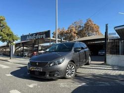 Cinzento prata metalizado Usado 2021 Peugeot 308 SW Allure Carrinha | € 15.900