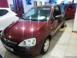 Vermelho Usado 2005 Opel Corsa | € 4.750